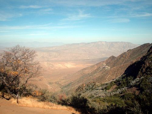 The Sunrise Highway- view of the desert.jpg 33.2K